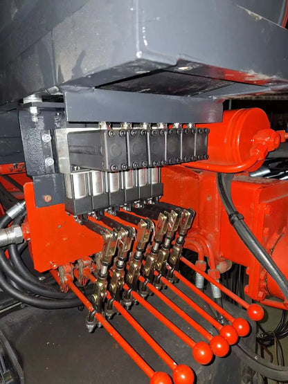 12-24V Hydraulic Valve with 6 Joystick Weightlifting Functions: Truck Crane Remote Control